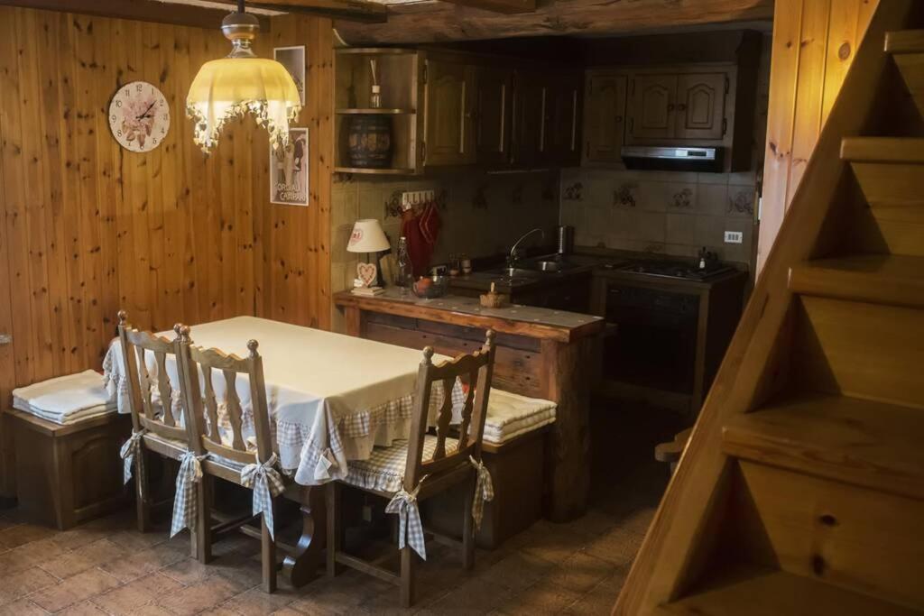 Chalet Indipendente In Centro A Вальтурнанш Екстер'єр фото
